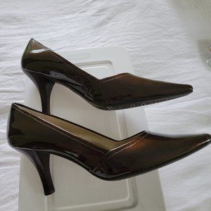 Ann Klein Bronze metallic pump size 10